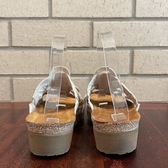 Naot Sandy Sandal - Picture 4 of 7